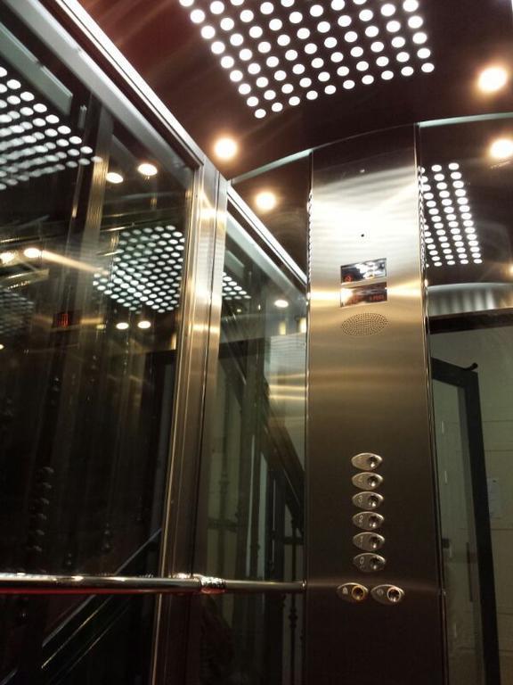 Hostal Alistana Madrid Bagian luar foto